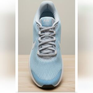 Nike Women’s Run All Day Sneakers Running Shoe Light Blue NIB 8.5